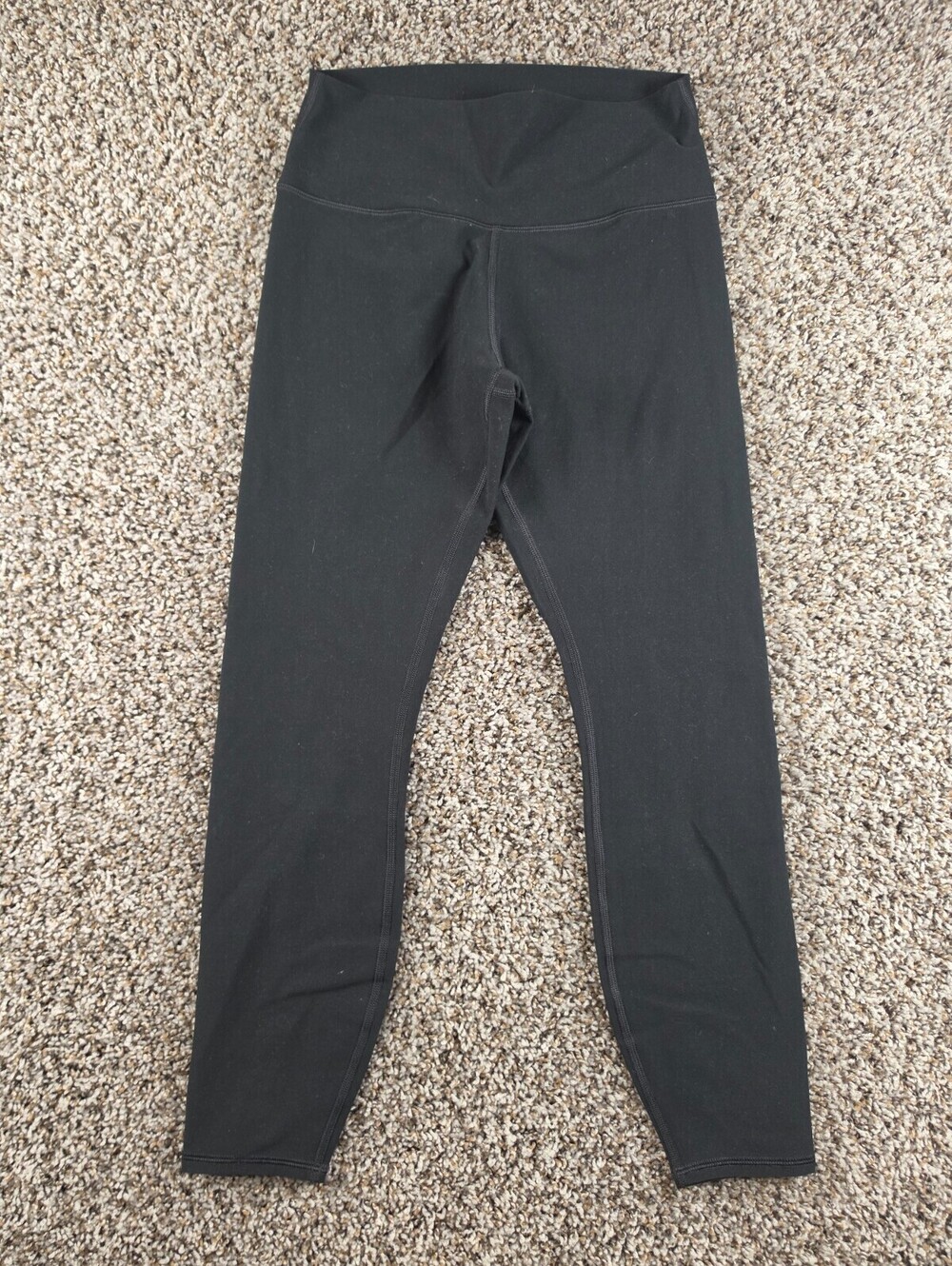 Alo Yoga Womens Sz M 7/8 Length Athletic Leggings Solid Black